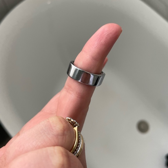 Oura Silver Ring Size 8 Gen 3 - Picture 8 of 8